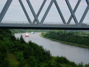 2006-07-03  BURCHT 210