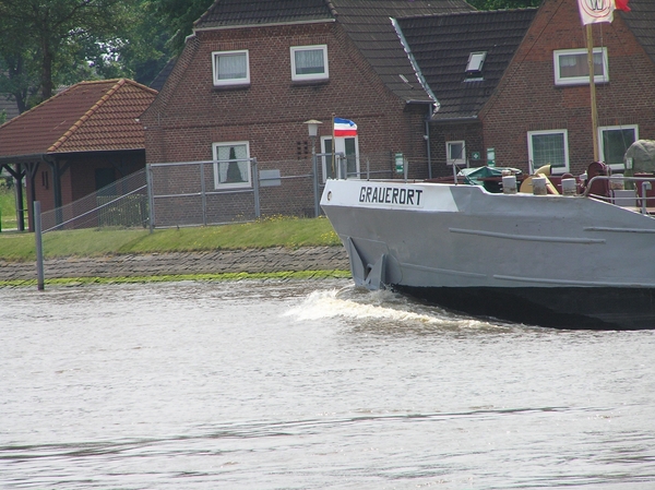 2006-07-03  BURCHT D 018