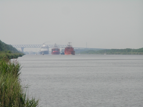 2006-07-03  BURCHT D 030