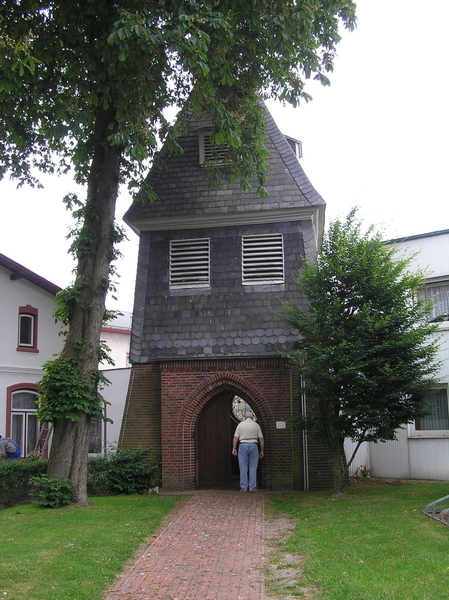 2006-07-03  BURCHT D 052