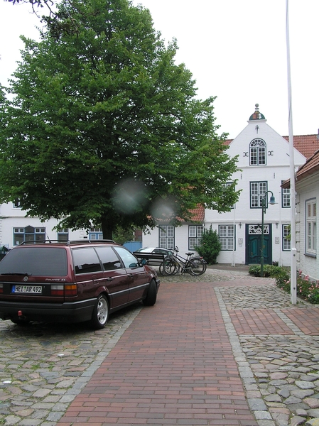 2006-07-03  BURCHT D 057