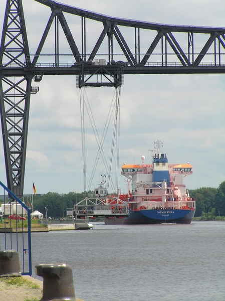 2006-07-03  BURCHT D 124