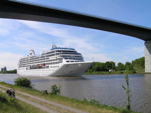 2008-05-024 BURG 2008 D 100