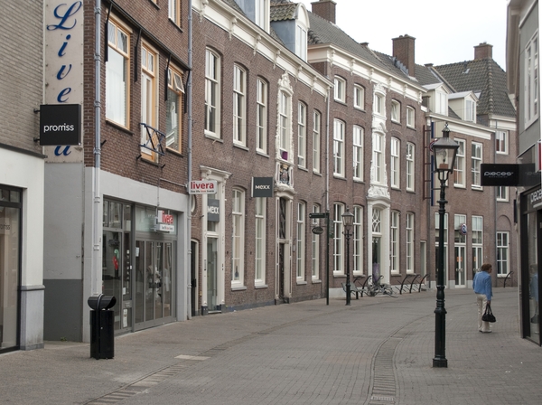 28 donkerstraat