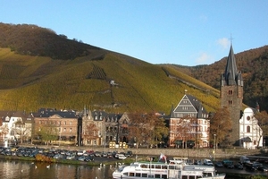 bernkastel vanaf de moezel