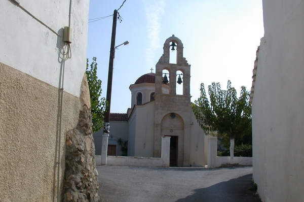 Panormo dorp : kleine kerkje