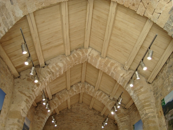 De graanschuur nu tentoonstellingsruimte