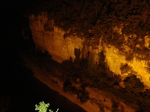 De Tarn met verlichting