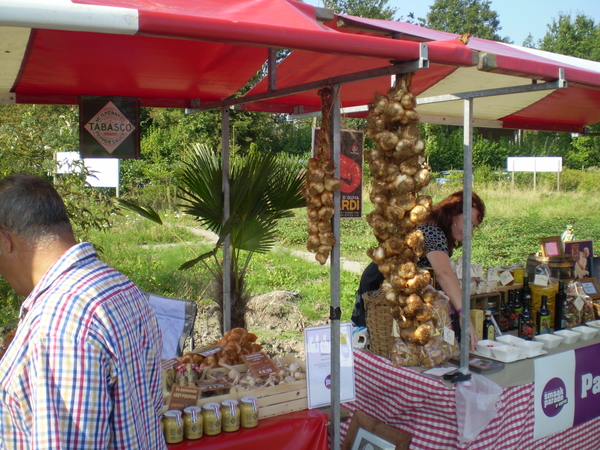 Gerookte Knoflook....hangt ook in mijn keuken...