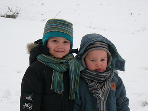 Jenske en Bram in de sneeuw