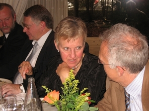 IMG006