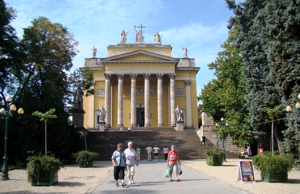 Basiliek (Eger)