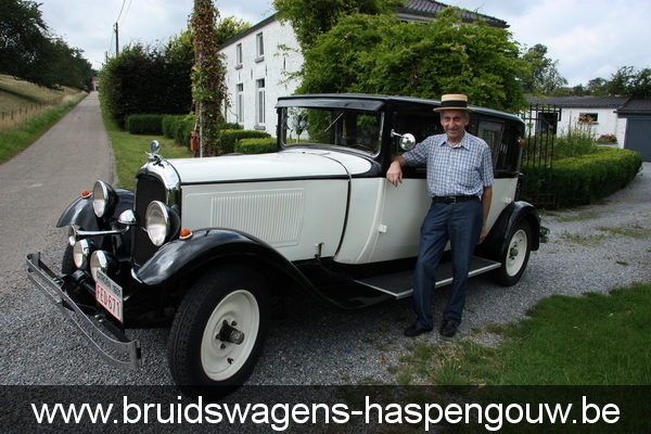 CITROEN C4 1933 in  Pajottenland tijdens rondritten