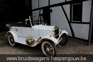 BOKRIJK  Ford  T  1926 bruidswagen