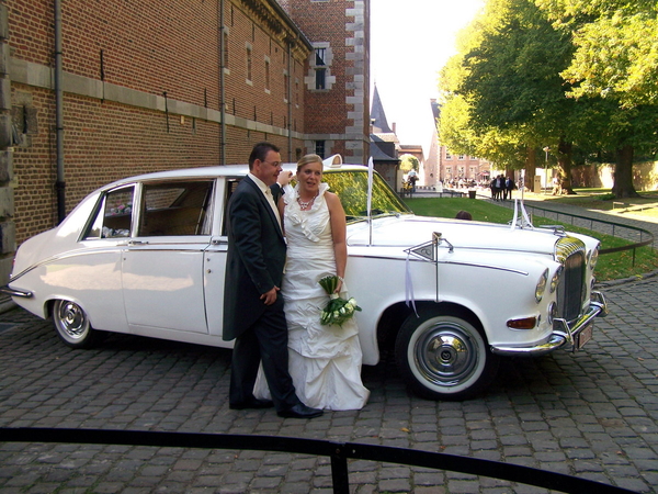 CEREMONIEWAGENS VERHUUR  OLDTIMERS VERHUUR