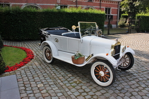 LANDEN ceremoniewagens oldtimers bruidswagens