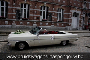 Bruidswagens trouwautos oldtimers LANDEN