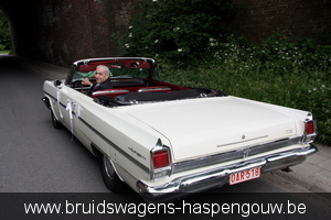 TIENEN bruidswagens ceremoniewagens oldtimers