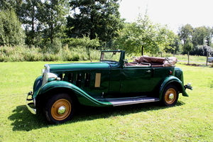 TURNHOUT bruidswagens ceremoniewagens oldtimers