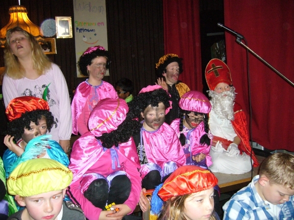 Mathijs  Sintnicolaas Musical  op school.