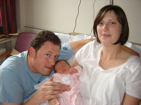 Kristel en Pieter de fiere ouders van dit prachtig kindje