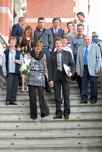 op detrappen van het gemeentehuis