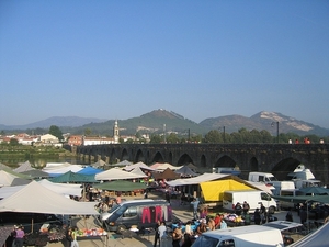 Markt op zaterdagmorgen in Ponte de Lima
