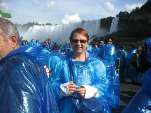 De smurfencapes elegant geshowd door Marie Jeanne.