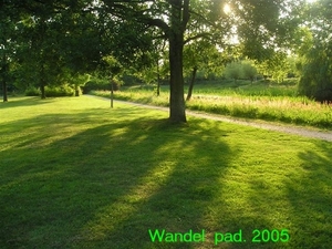 wandelpad. bij huis.