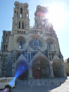 2009_08_23 012 Laon - kathedraal voorkant