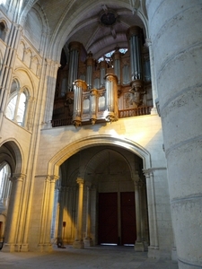 2009_08_23 027 Laon - kathedraal binnen