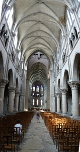 2009_08_24 080AB-pano Epernay - kerk - Benno, Mieke