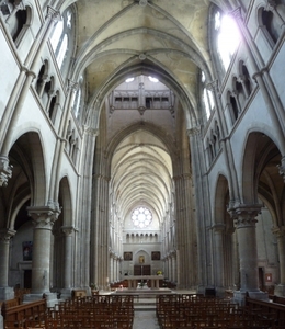 2009_08_24 085AB-pano Epernay - kerk