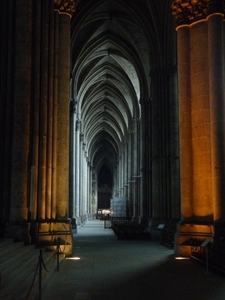 2009_08_24 142 Reims - kathedraal - zijbeuk