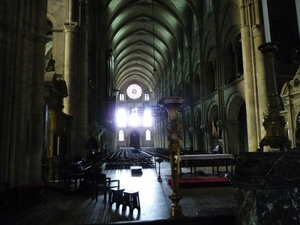 2009_08_25 006 Reims - basiliek