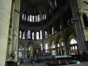 2009_08_25 016 Reims - basiliek