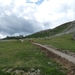 2009_07_09 053A Sellajoch (Passo Sella) - uitzicht (Mieke, Benno,