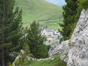 2009_07_09 059 Sellajoch (Passo Sella) - uitzicht Sellajoch close