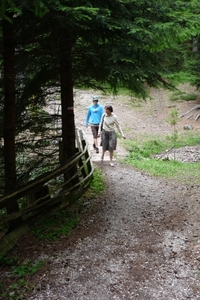 2009_07_11 055 Ritten - wandeling naar Bad Siess - Mieke en Otto