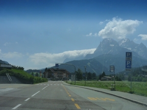 2009_07_14 013 omgeving Toblach (Dobbiaco) - onderweg in auto, ui