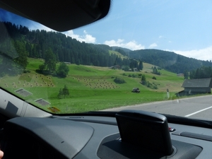 2009_07_14 015 omgeving Toblach (Dobbiaco) - onderweg in auto, ho