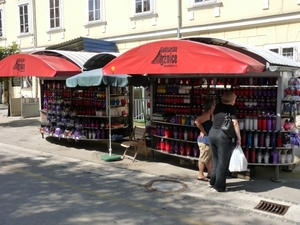 2009_07_16 015 Ljubljana - markt - novene-kaarsen