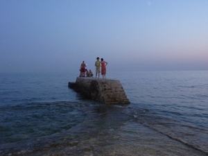 2009_07_21 006 Novigrad - zee avond - Mieke en Benno