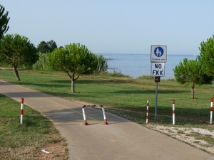 2009_07_23 020 Novigrad - wandelpad 'geen FKK'