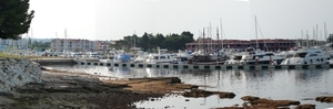 2009_07_23 024GHIJ-pano Novigrad - zee, haven - overzicht