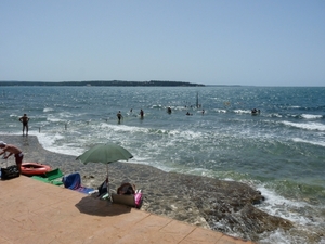 2009_07_23 037 Novigrad - strand, wilde zee