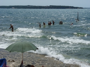 2009_07_23 039 Novigrad - strand, wilde zee