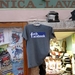 2009_07_23 111 Novigrad - winkel met T-shirt 'Fuck Facebook'