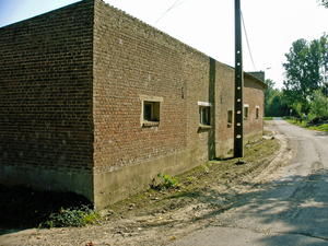 126 huis romershoven straatkant