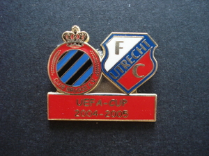 Pins UEFA 2004-05.6